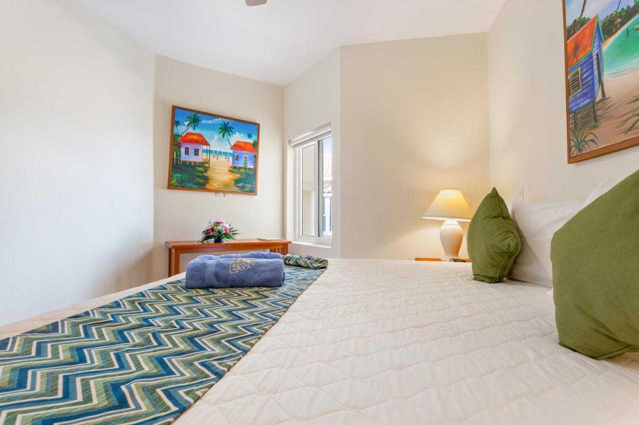 Sunbreeze Suites San Pedro  Luaran gambar