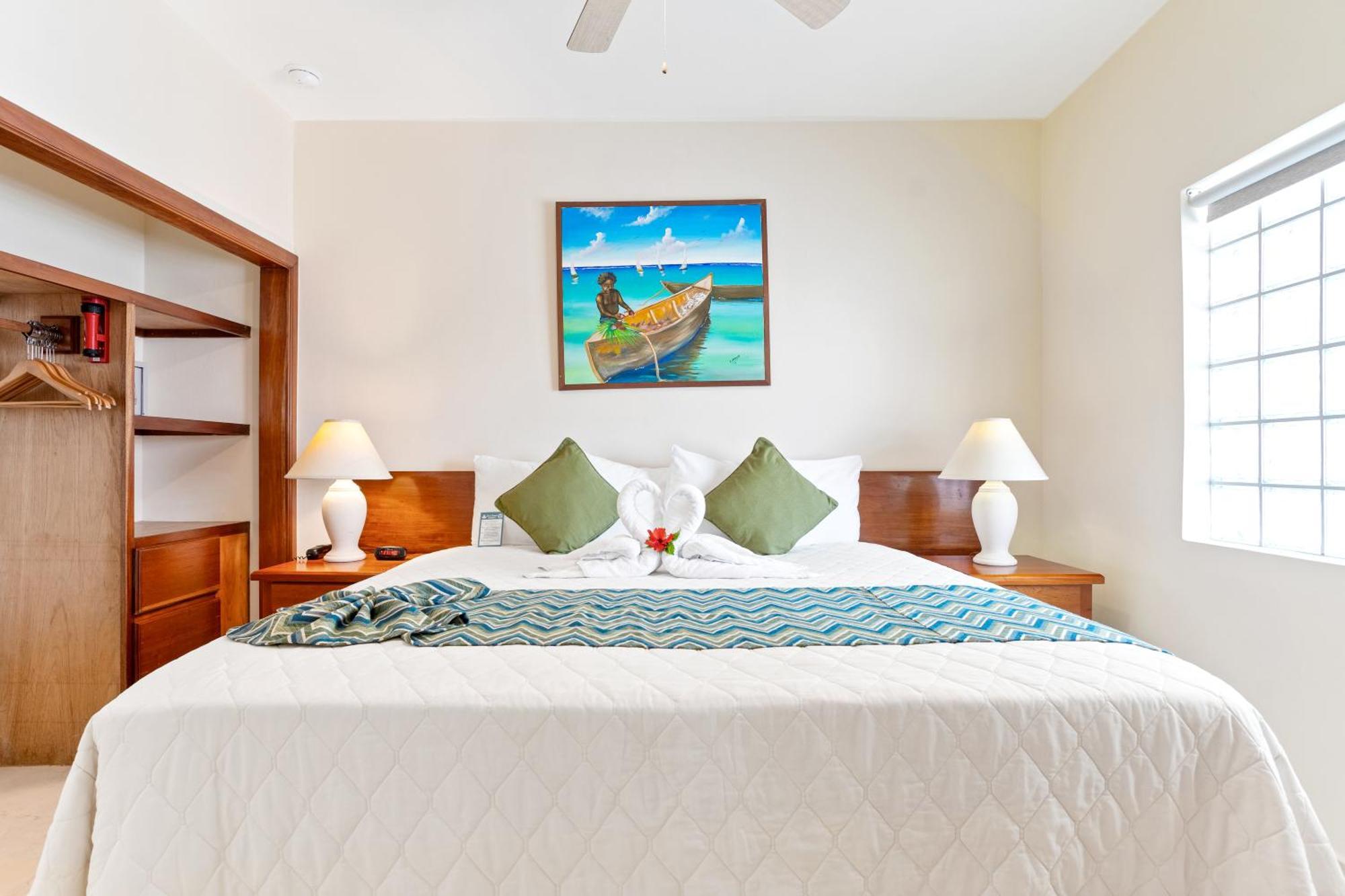 Sunbreeze Suites San Pedro  Luaran gambar
