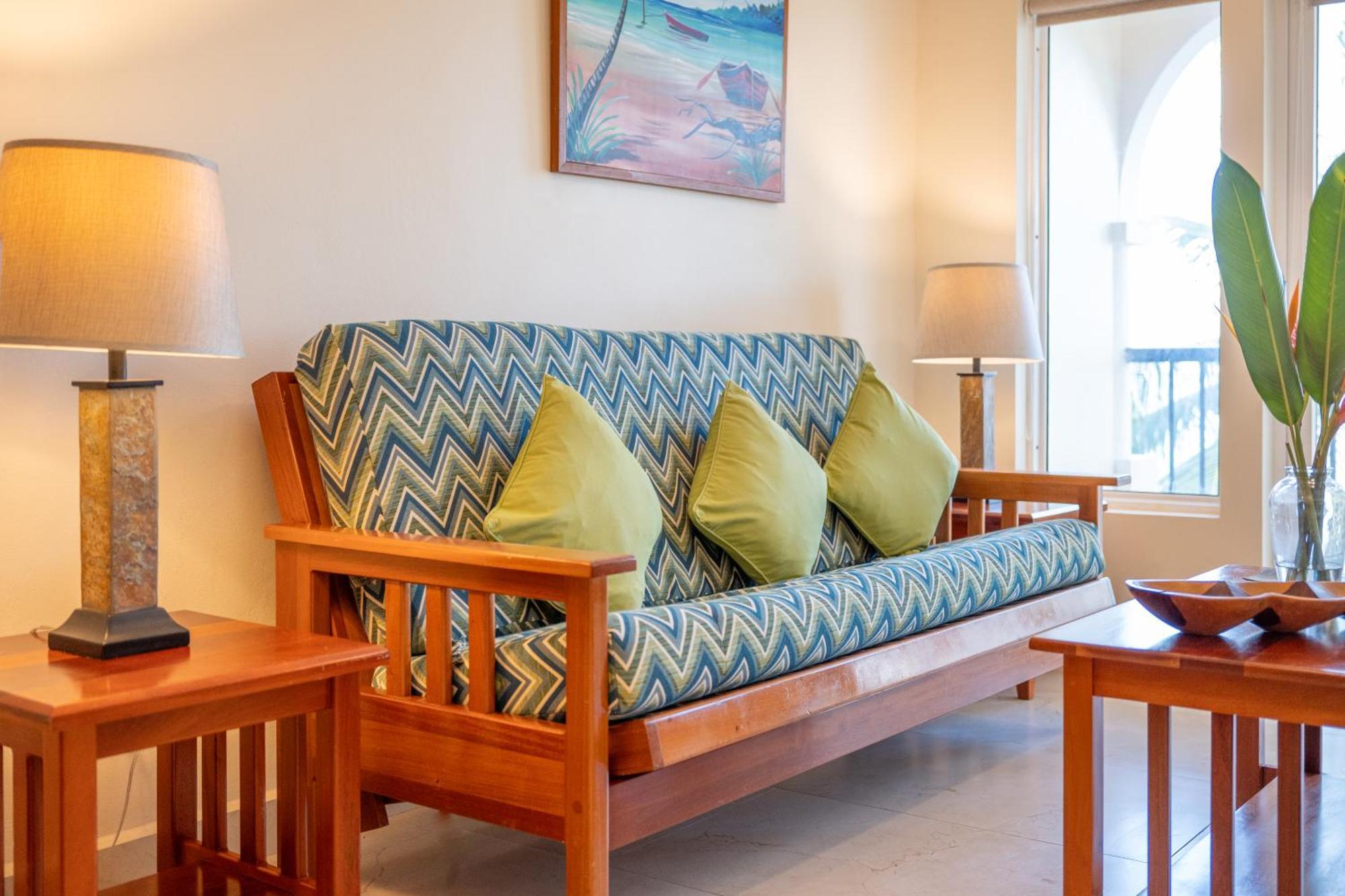 Sunbreeze Suites San Pedro  Luaran gambar